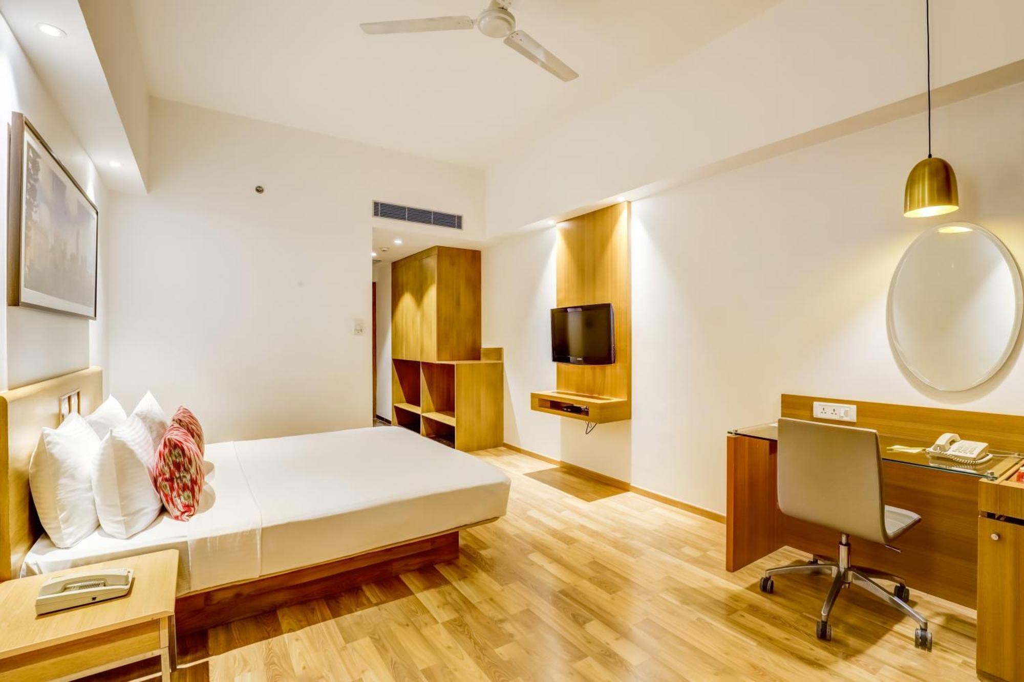 Lemon Tree Hotel Whitefield, Bengaluru Exterior photo