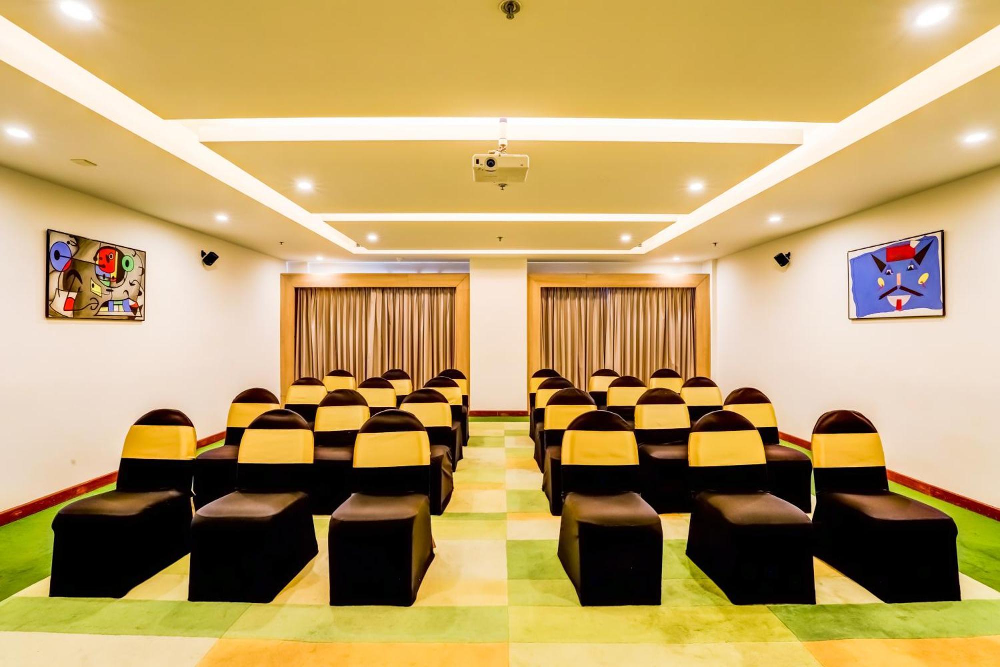 Lemon Tree Hotel Whitefield, Bengaluru Exterior photo